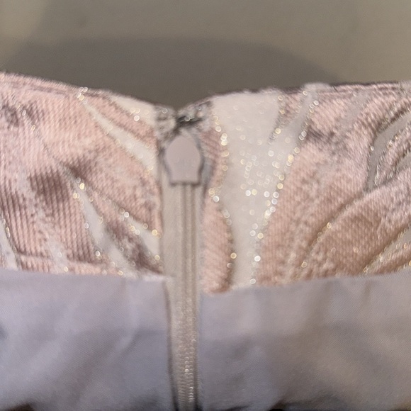 Intermix Lydia Lurex Pink Metallic Jacquard Leaf Side Zip Short - Picture 8 of 14